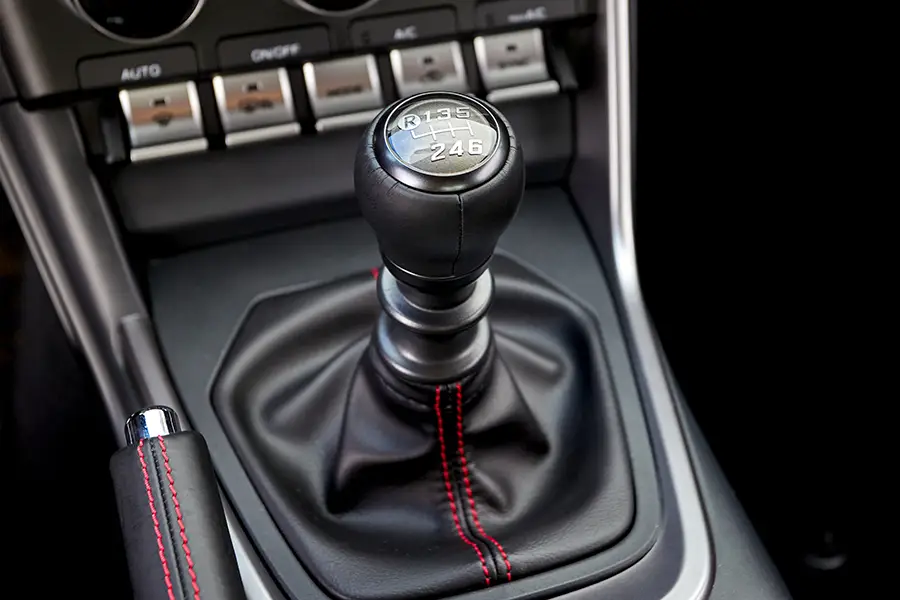Subaru BRZ 6MT EyeSight phiên bản số sàn
