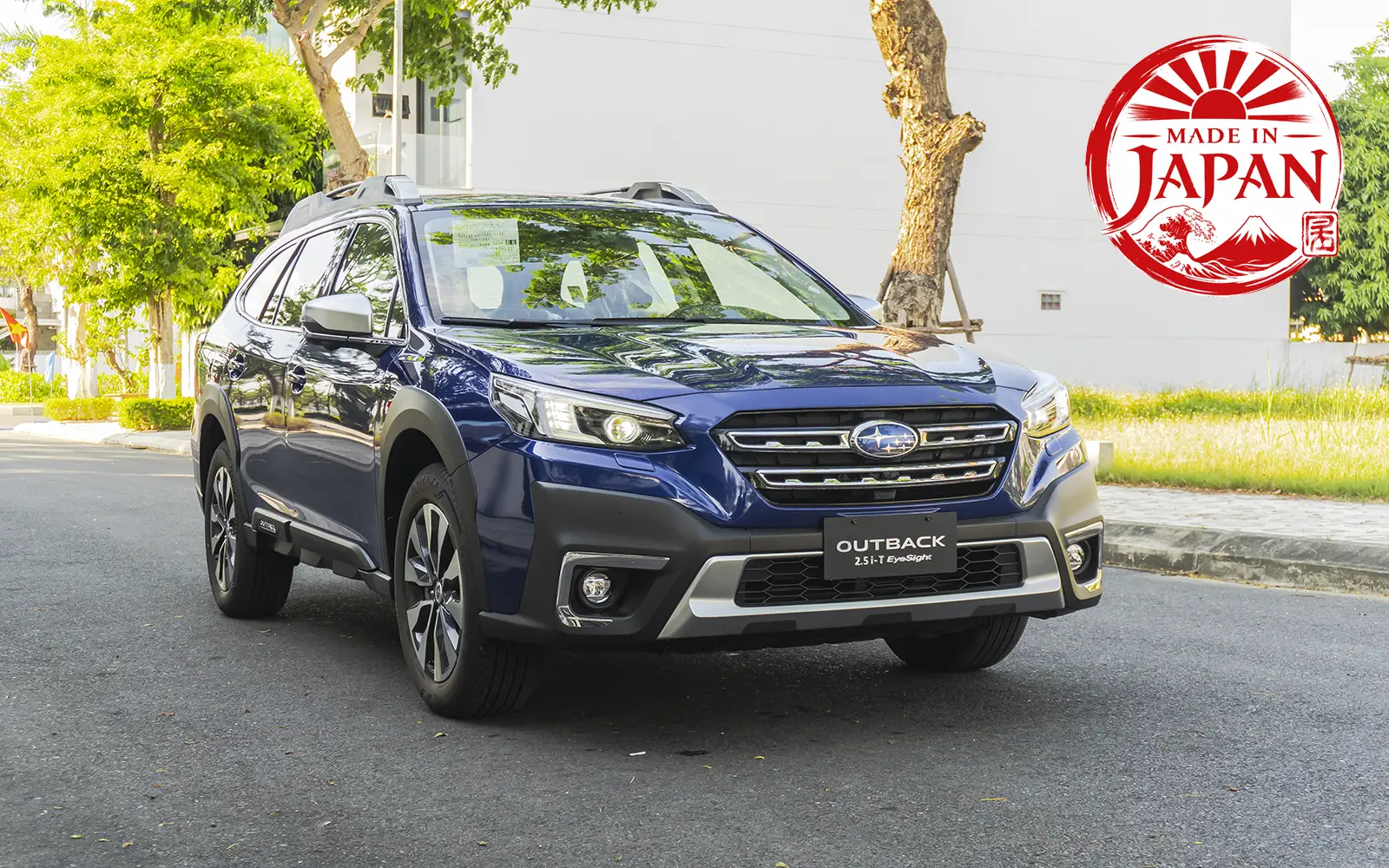 Ngoại thất Subaru Outback với dáng SUV touring mạnh mẽ và khoảng
sáng gầm 213 mm