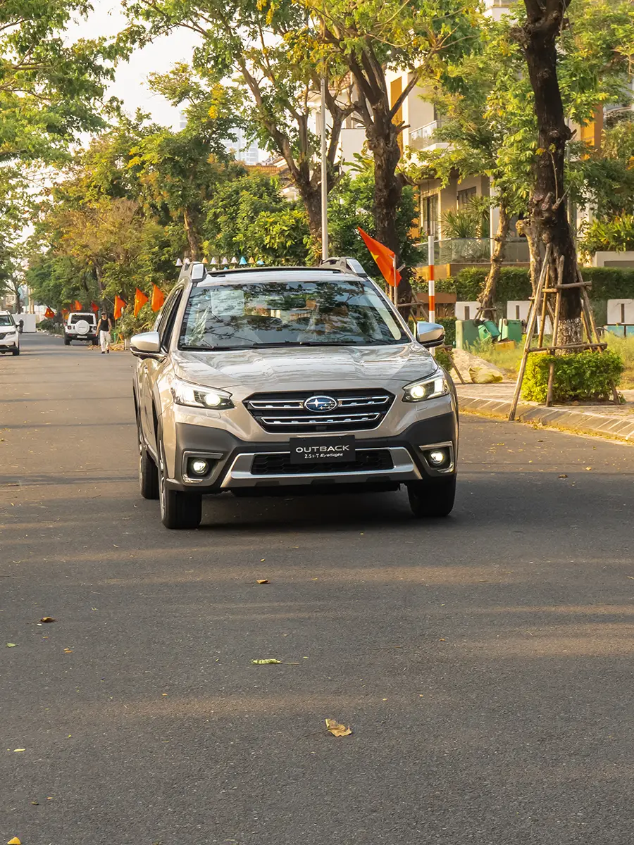 Subaru Outback 2.5i-T EyeSight với Boxer 2.5L và Symmetrical AWD